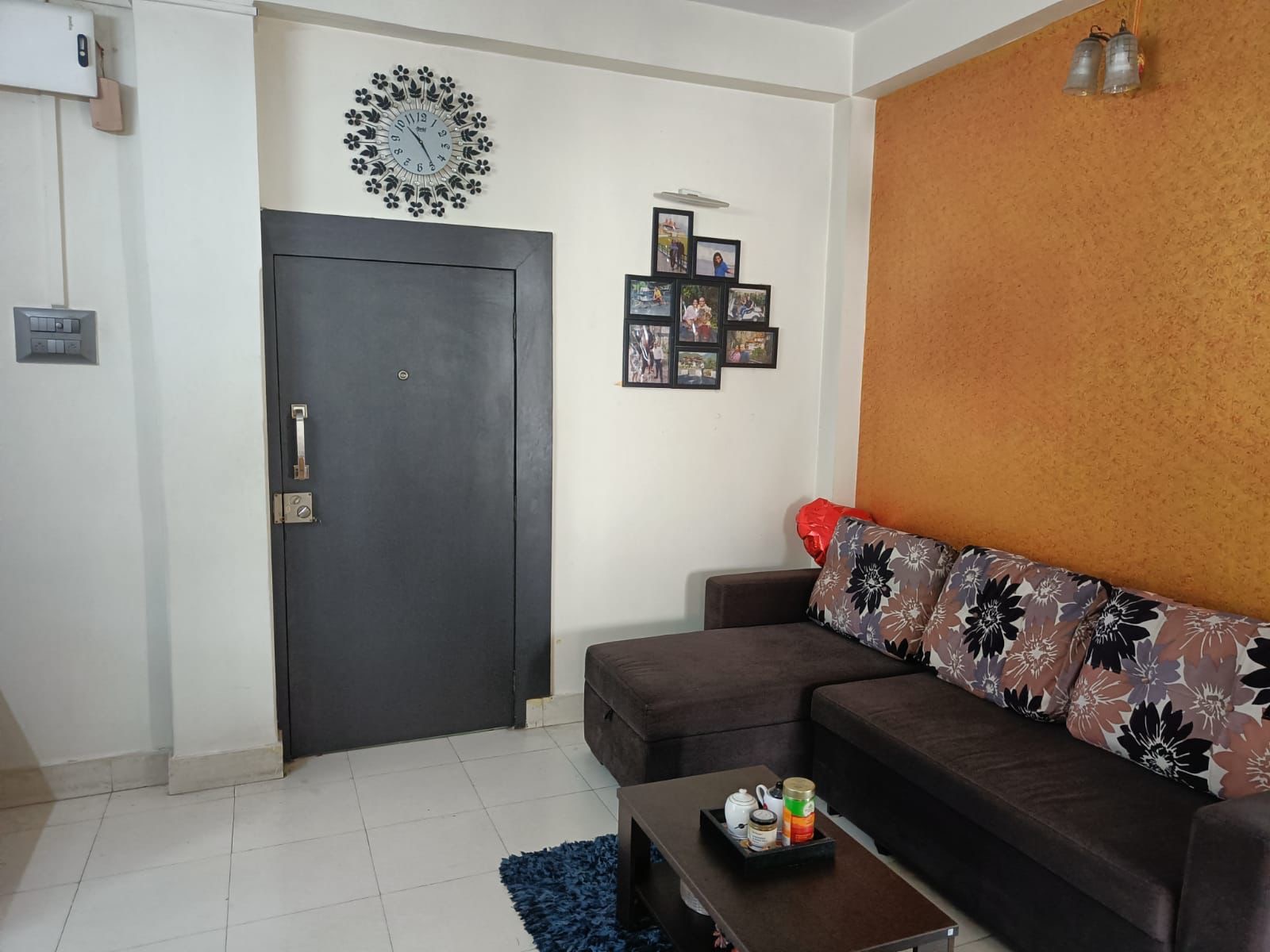 Flat in Jadavpur Image 1