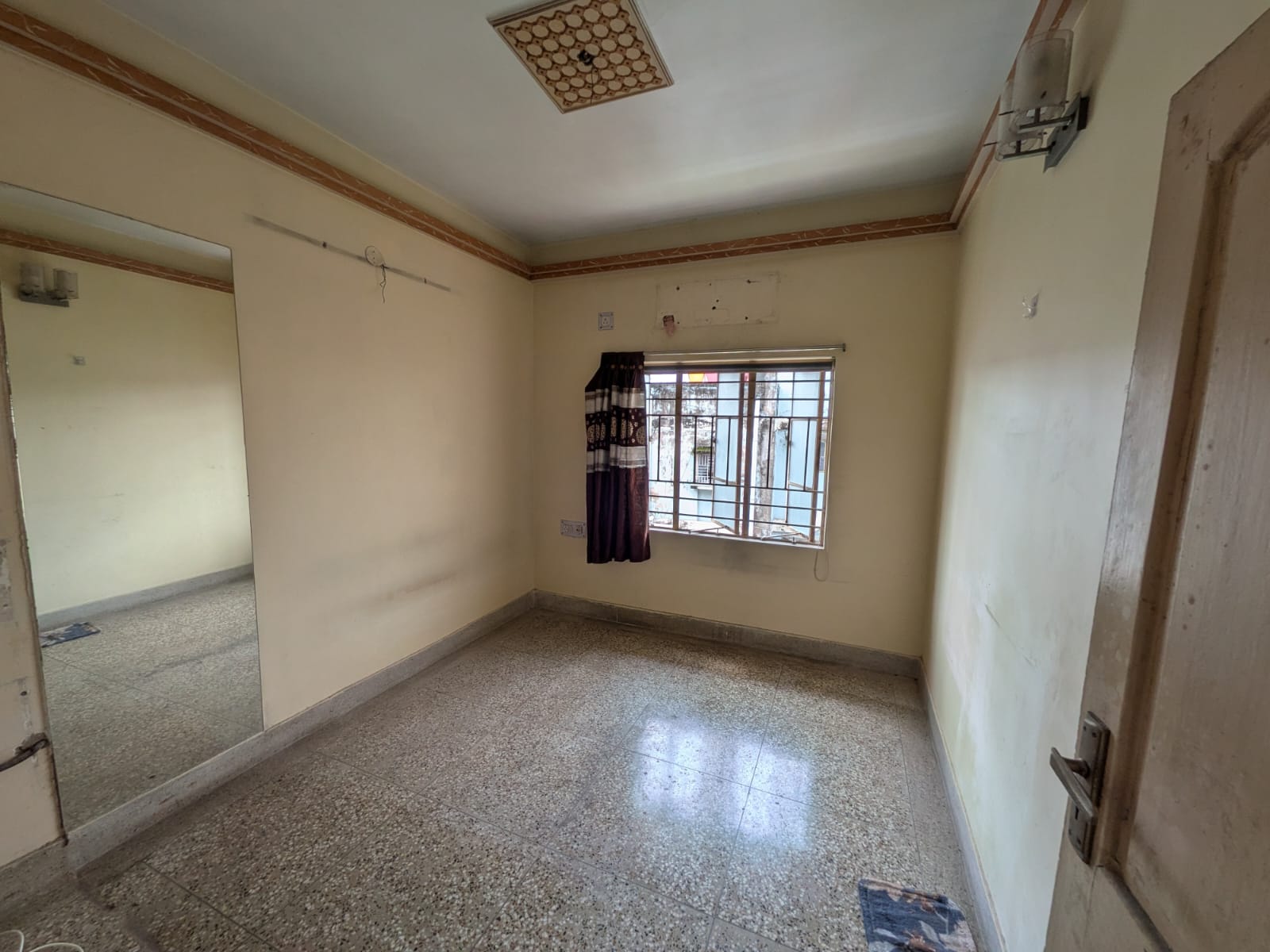 2 BHK flat in Kudghat Image 1
