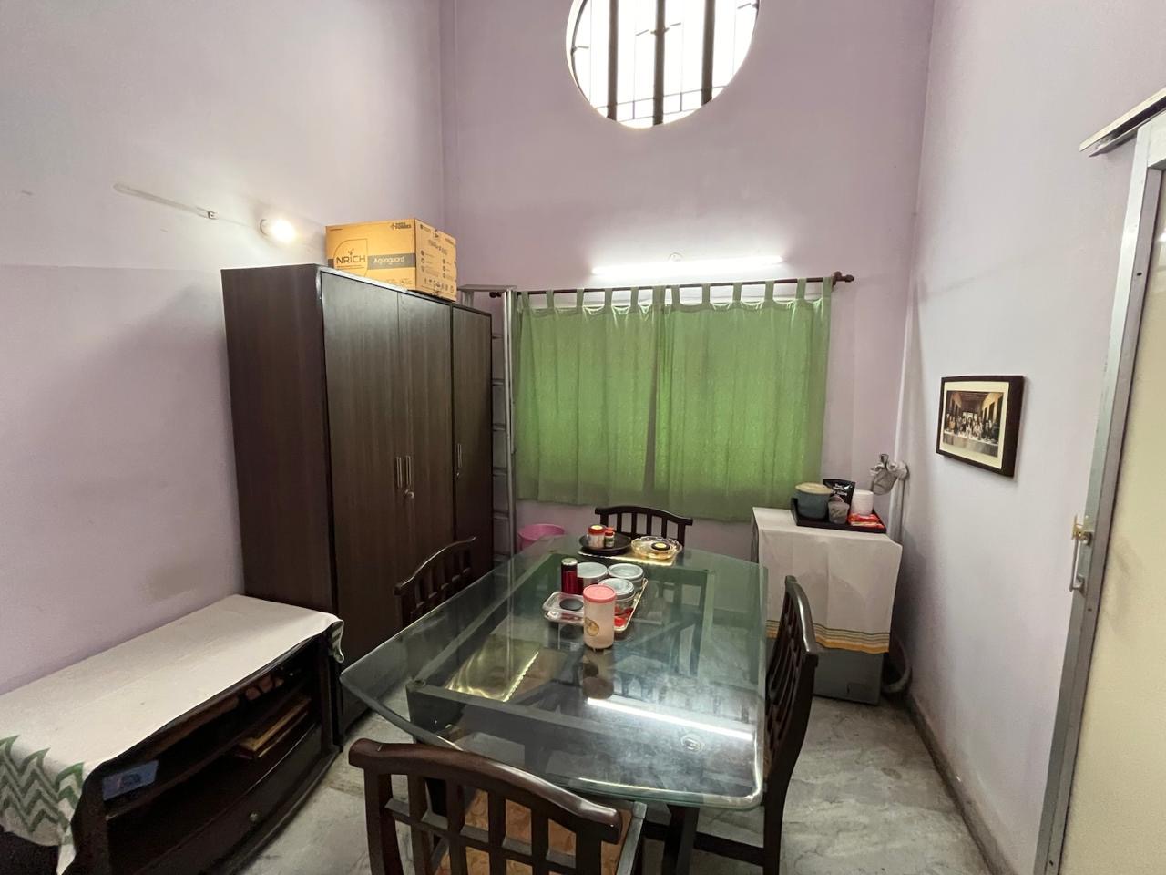 3 BHK Flat in Lake Gardens Image 3