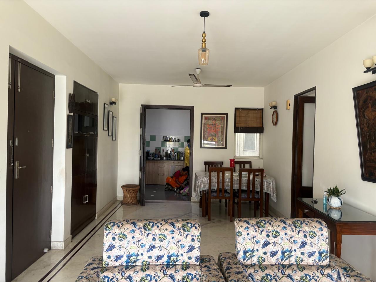 4 BHK flat in Greenwood Park Extension Image 3