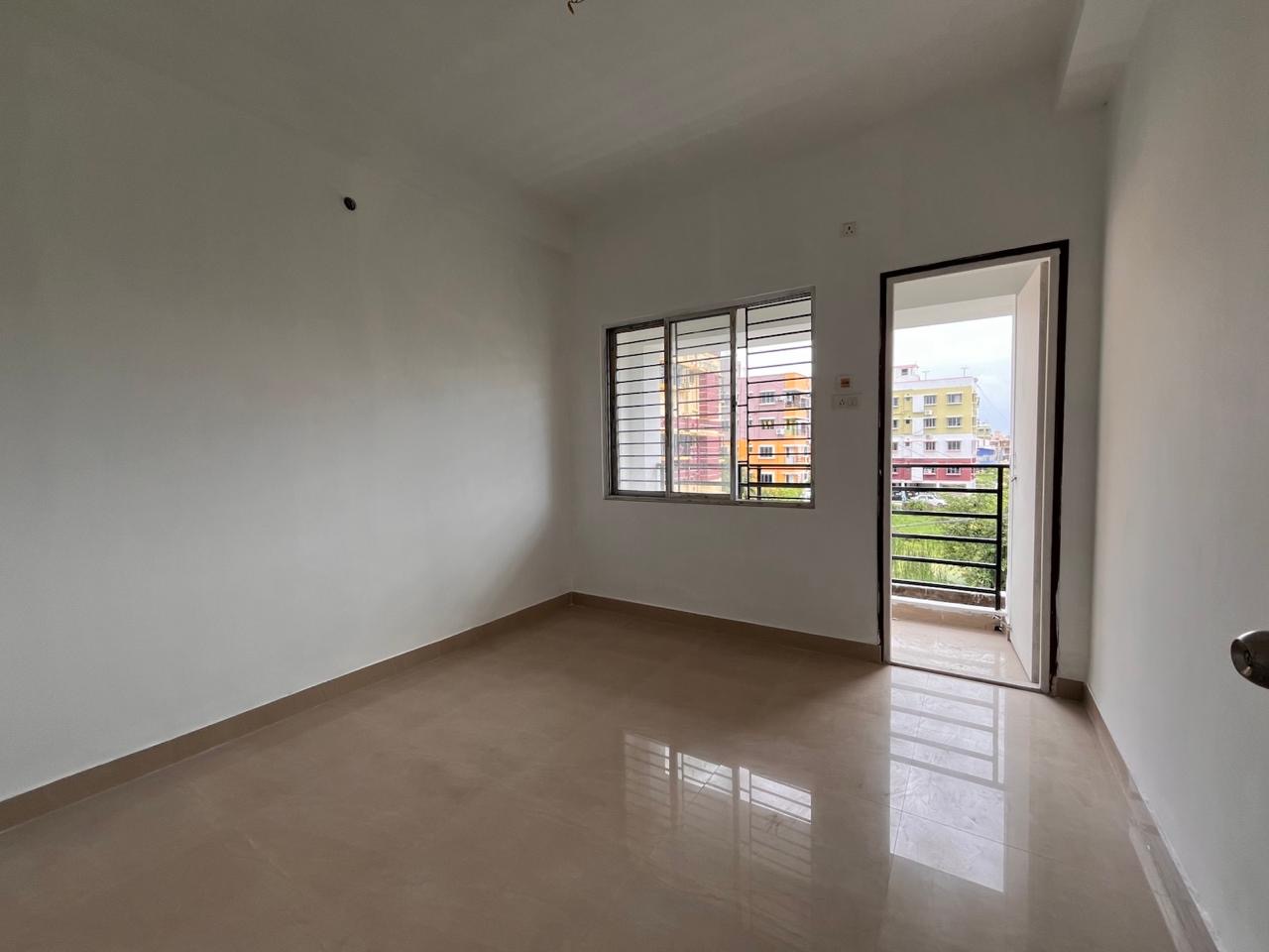 Flat in Pelican Breeze Image 3