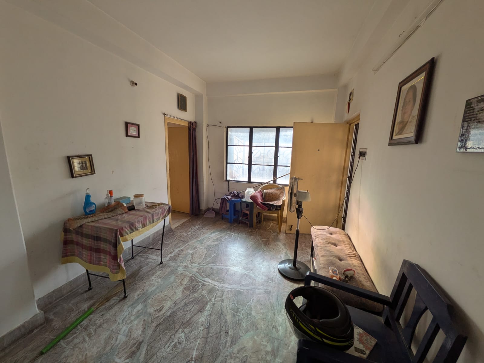 2 BHK flat in Bansdroni Image 3