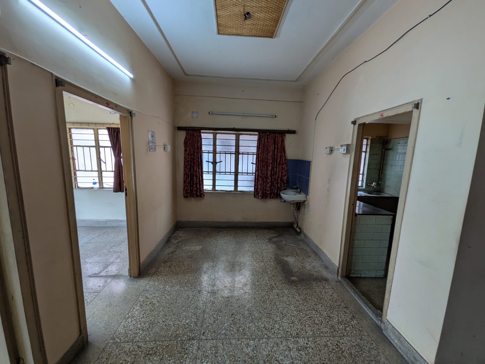 2 BHK flat in Kudghat Image 4