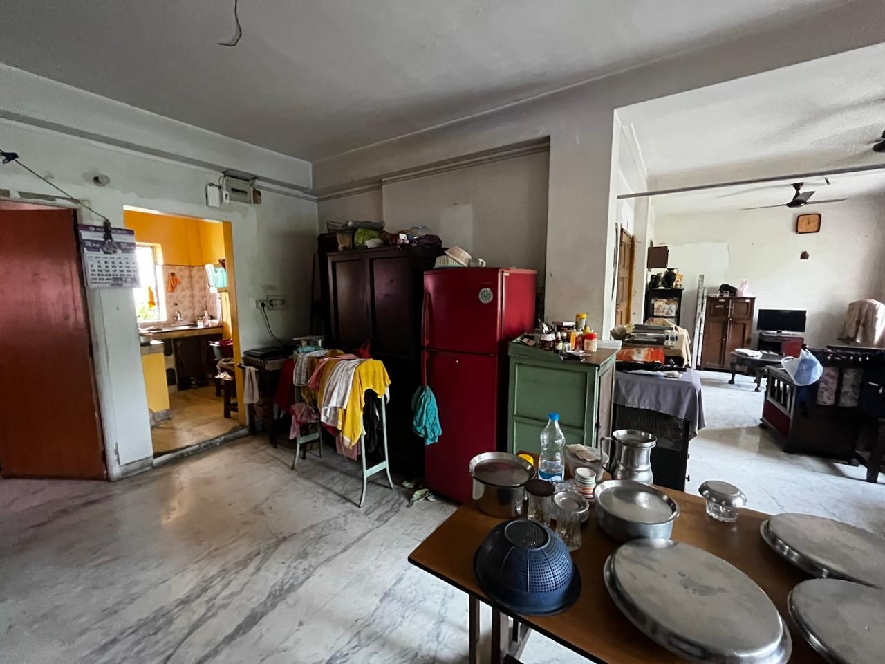 Flat in Southern Avenue Image 6