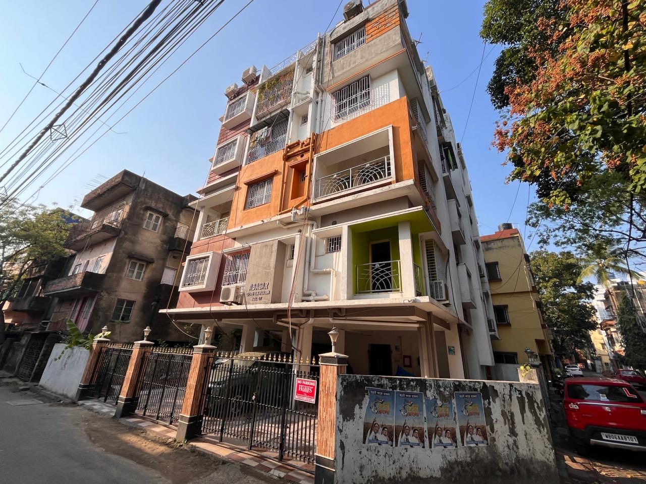 2 BHK Flat in Naktala