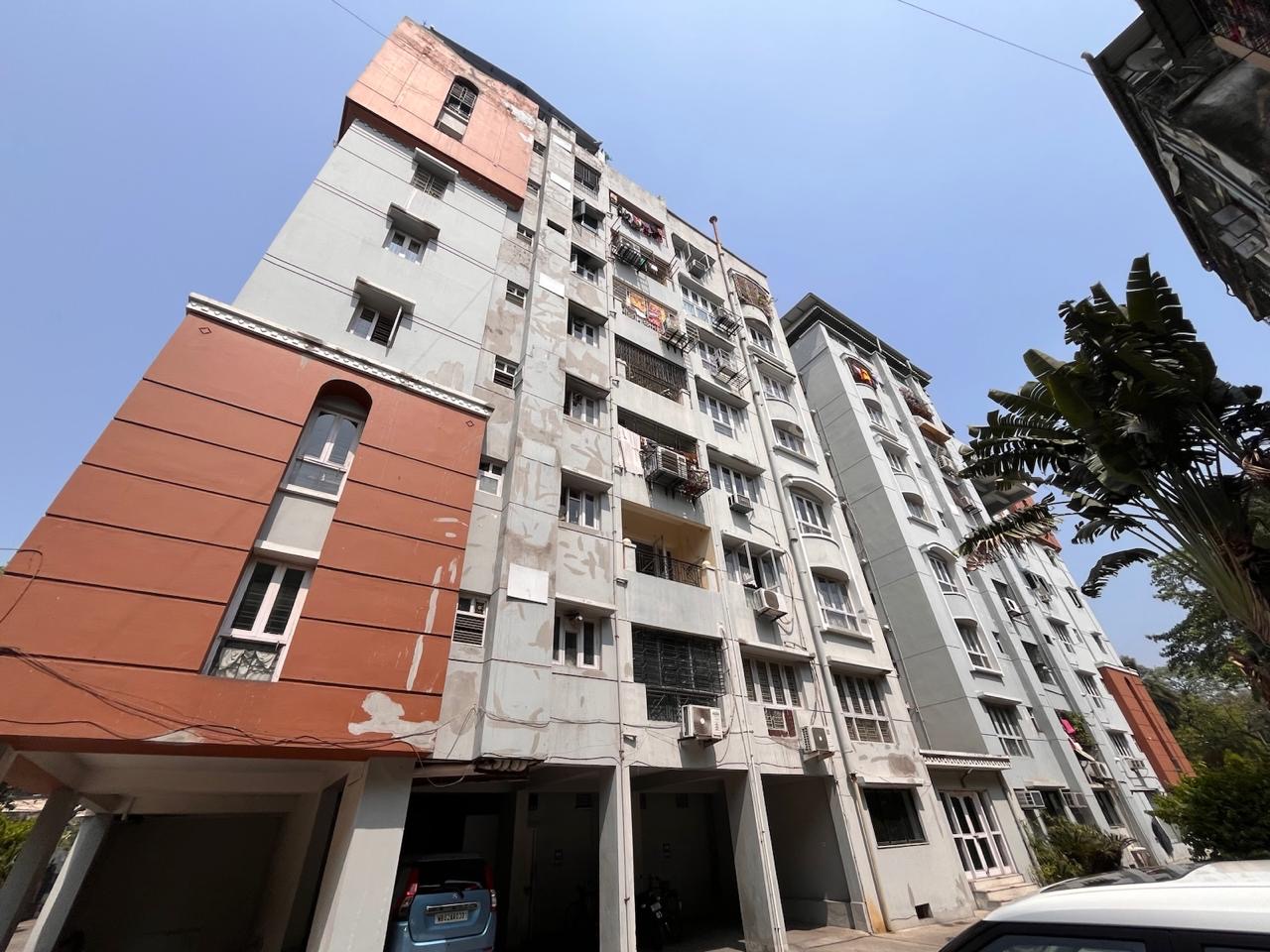 Spacious 2 BHK in Tollygunge