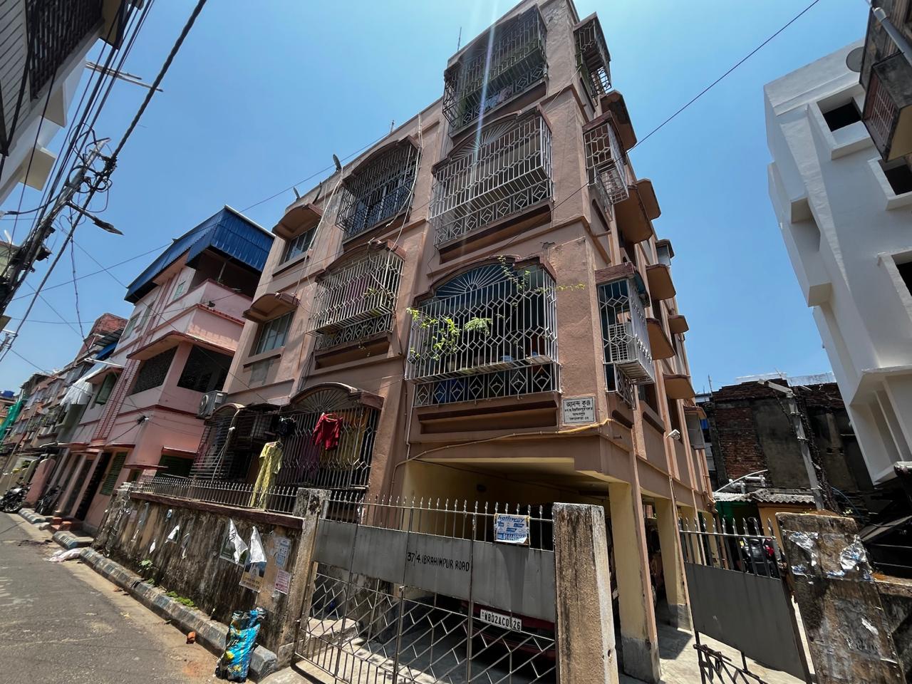3 BHK Flat in Jadavpur