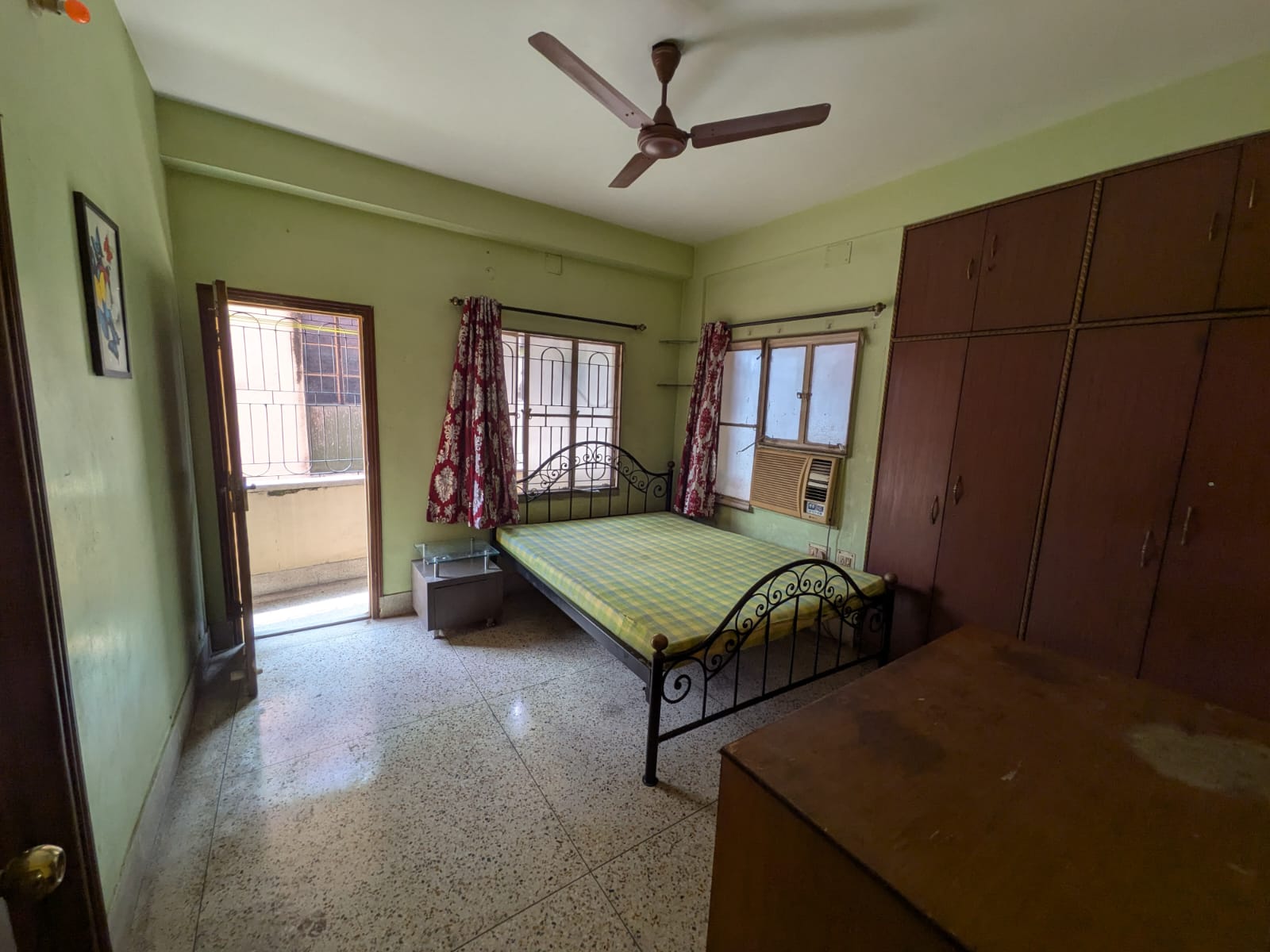 2 BHK flat in New Alipore
