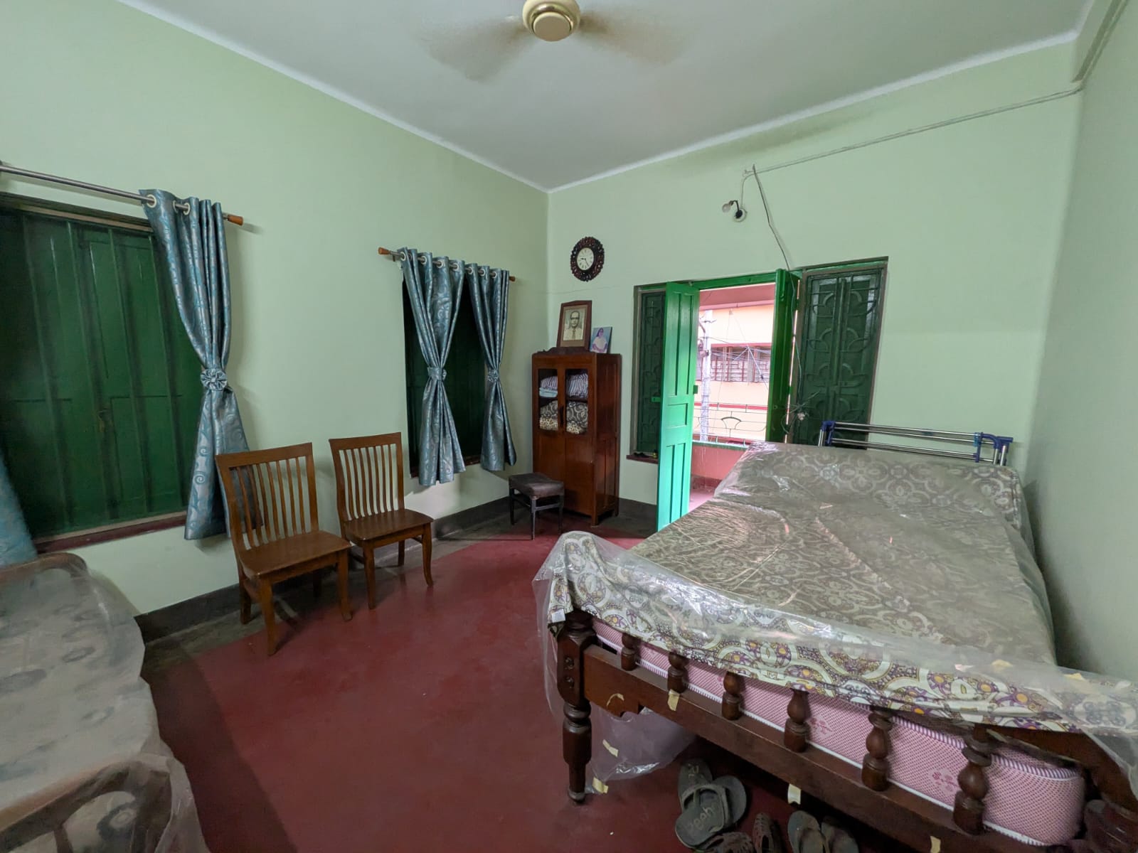 2 BHK Flats in Lake gardens