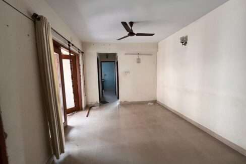 2 bhk flat in Moore Avenue